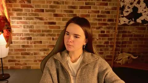 maybloom_ online show from 11/23/25, 09:20