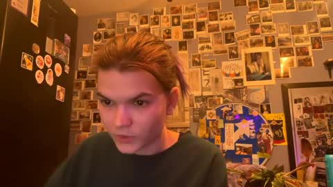 Rose online show from 03/25/26, 10:49