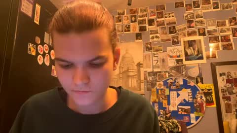 Rose online show from 03/27/26, 09:25