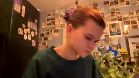 Rose online show from 03/31/26, 05:24