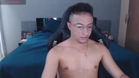 Mayke online show from 11/13/25, 11:42