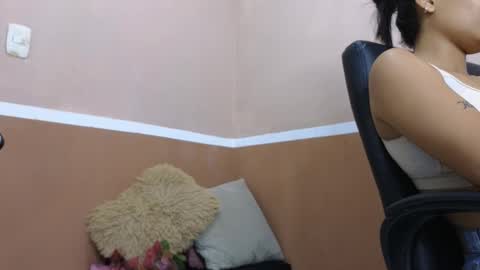 Mayka online show from 09/21/25, 09:38