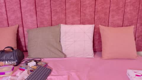 Rousse online show from 02/22/26, 12:26