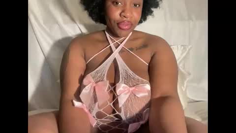 mayluvsu online show from 02/15/26, 04:42