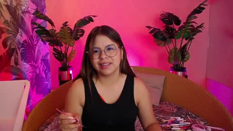 Snapshot of mayly_tender chatting on 04/10/26, 01:27 Mayly online show from 04/10/26, 01:27