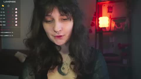Snapshot of maymary_ chatting on 07/25/26, 06:11 Mary . online show from 07/25/26, 06:11