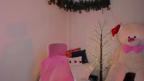 may online show from 12/04/25, 08:39