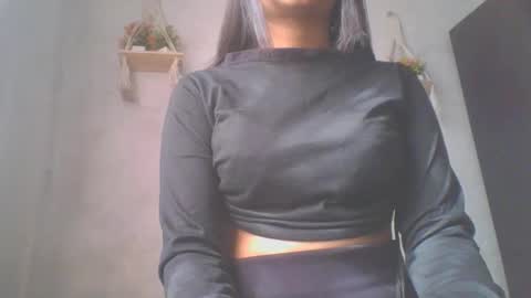 MAYRA online show from 01/03/25, 06:33