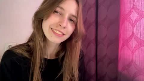 Snapshot of mayrabereznak chatting on 07/21/26, 02:30 Merry online show from 07/21/26, 02:30