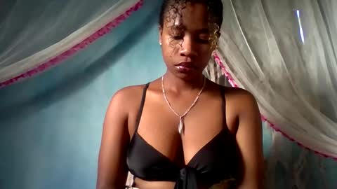 mayrah online show from 04/08/26, 05:18