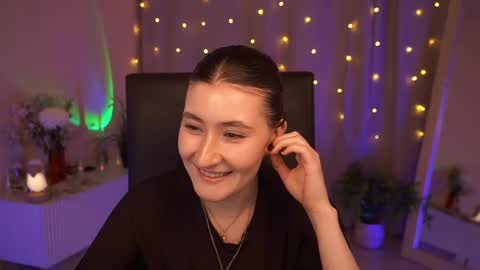  May  online show from 05/23/26, 05:45