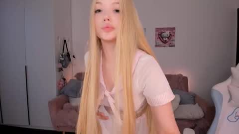  Mila  online show from 09/29/25, 05:12