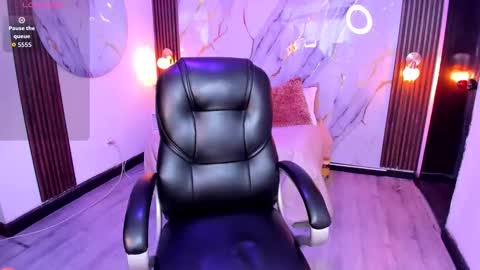 Camila online show from 10/24/25, 02:13