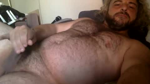 Snapshot of mazl0w chatting on 03/11/25, 02:43 mazl0w online show from 03/11/25, 02:43