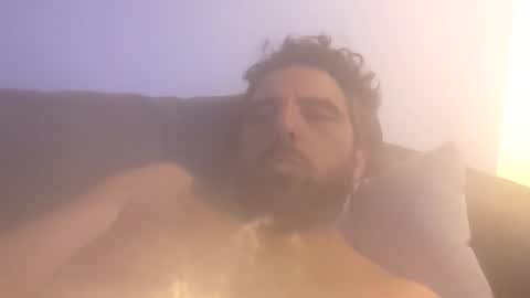 Snapshot of mazl0w chatting on 09/14/25, 01:10 mazl0w online show from 09/14/25, 01:10