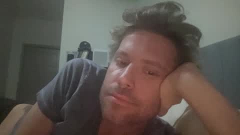 Snapshot of mbnc chatting on 12/22/24, 06:49 lol online show from 12/22/24, 06:49