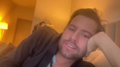 Snapshot of mbnc chatting on 03/02/25, 04:53 lol online show from 03/02/25, 04:53