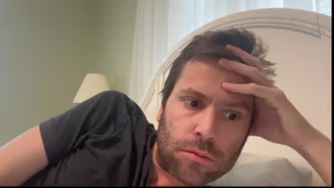 Snapshot of mbnc chatting on 04/04/26, 03:53 lol online show from 04/04/26, 03:53