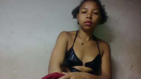 Snapshot of mbotyfeliciaa chatting on 11/11/25, 02:11 mbotyfeliciaa online show from 11/11/25, 02:11