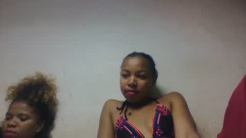 Snapshot of mbotyfeliciaa chatting on 11/13/25, 01:43 mbotyfeliciaa online show from 11/13/25, 01:43