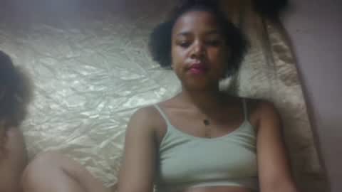 Snapshot of mbotyfeliciaa chatting on 11/28/25, 07:05 mbotyfeliciaa online show from 11/28/25, 07:05