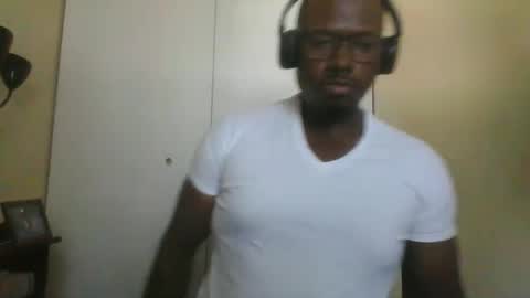 Mark online show from 09/18/25, 07:05