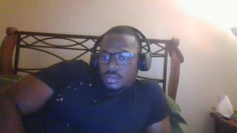 Mark online show from 10/04/25, 05:16