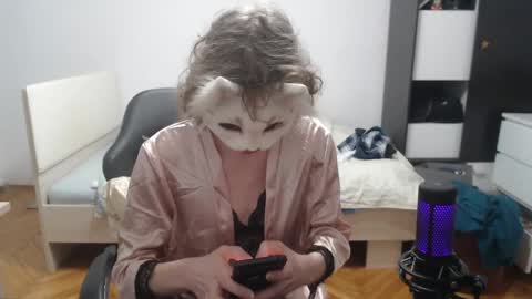 Bri online show from 03/31/26, 07:20