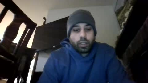 Snapshot of mcbuster11 chatting on 01/26/25, 01:04 mcbuster11 online show from 01/26/25, 01:04