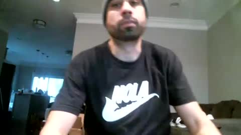 Snapshot of mcbuster11 chatting on 01/31/25, 01:45 mcbuster11 online show from 01/31/25, 01:45