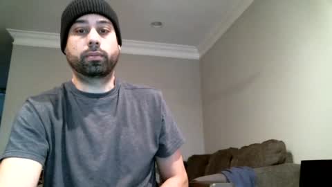 Snapshot of mcbuster11 chatting on 02/05/25, 01:00 mcbuster11 online show from 02/05/25, 01:00