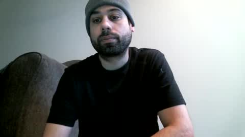 Snapshot of mcbuster11 chatting on 02/08/25, 01:22 mcbuster11 online show from 02/08/25, 01:22