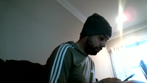 Snapshot of mcbuster11 chatting on 02/10/25, 12:50 mcbuster11 online show from 02/10/25, 12:50