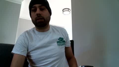 Snapshot of mcbuster11 chatting on 02/24/25, 02:26 mcbuster11 online show from 02/24/25, 02:26