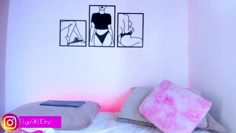 Ellie online show from 05/14/26, 08:59