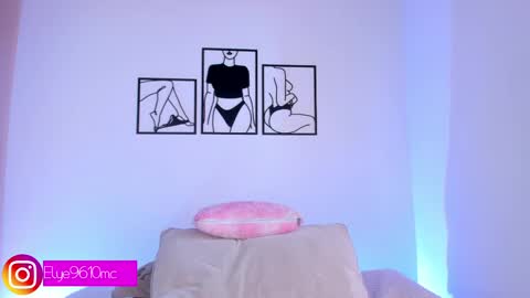 Ellie online show from 05/15/26, 08:38