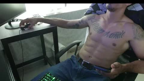 Snapshot of mckanna chatting on 02/16/26, 07:10 mckanna online show from 02/16/26, 07:10