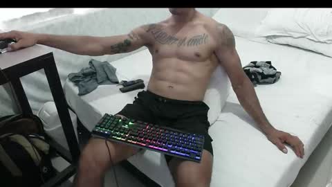 Snapshot of mckanna chatting on 02/19/26, 07:43 mckanna online show from 02/19/26, 07:43