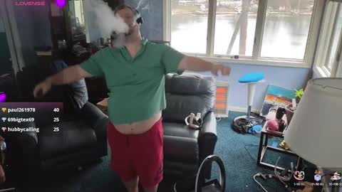 Snapshot of mckhero chatting on 12/24/24, 03:05 Sean online show from 12/24/24, 03:05