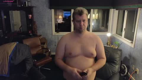 Snapshot of mckhero chatting on 12/30/24, 06:53 Sean online show from 12/30/24, 06:53