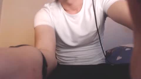 Snapshot of mcmike_es chatting on 12/07/24, 11:51 Mike online show from 12/07/24, 11:51