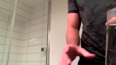 mcr8080 online show from 12/28/24, 09:40