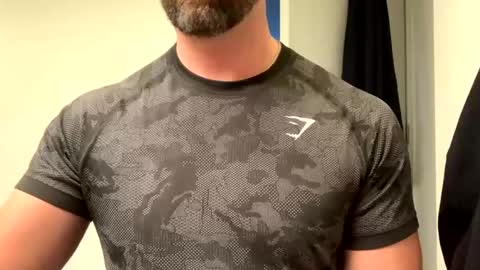 Snapshot of mcr8080 chatting on 01/01/25, 03:35 mcr8080 online show from 01/01/25, 03:35