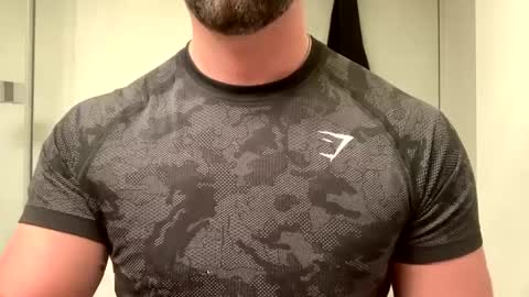 mcr8080 online show from 01/31/25, 05:51