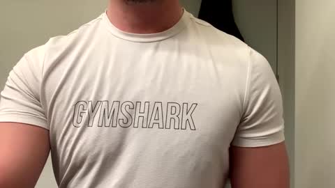 Snapshot of mcr8080 chatting on 02/19/25, 06:00 mcr8080 online show from 02/19/25, 06:00