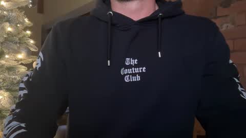 Snapshot of mcr8080 chatting on 12/18/25, 05:46 mcr8080 online show from 12/18/25, 05:46