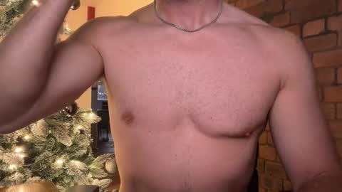 Snapshot of mcr8080 chatting on 12/21/25, 08:21 mcr8080 online show from 12/21/25, 08:21