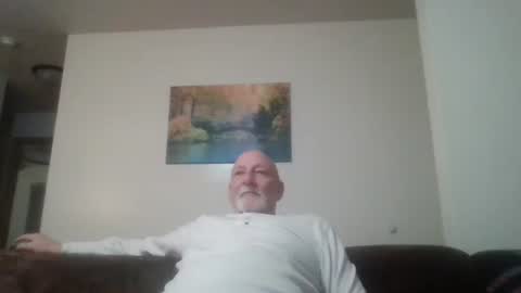 Snapshot of mdane99 chatting on 12/18/24, 11:40 mdane99 online show from 12/18/24, 11:40