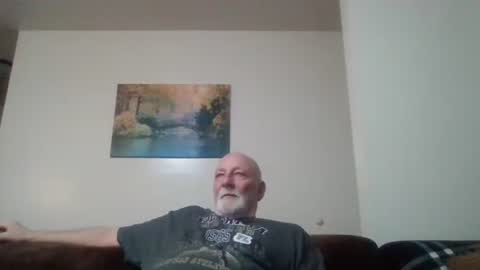 Snapshot of mdane99 chatting on 12/30/24, 01:58 mdane99 online show from 12/30/24, 01:58