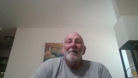 Snapshot of mdane99 chatting on 10/12/25, 02:49 mdane99 online show from 10/12/25, 02:49